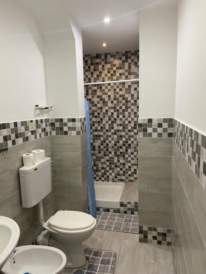 Rent House A Casa Mia Hotel Palermo Exterior photo