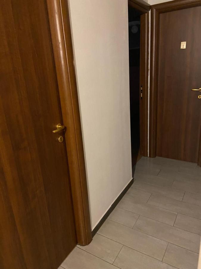 Rent House A Casa Mia Hotel Palermo Exterior photo